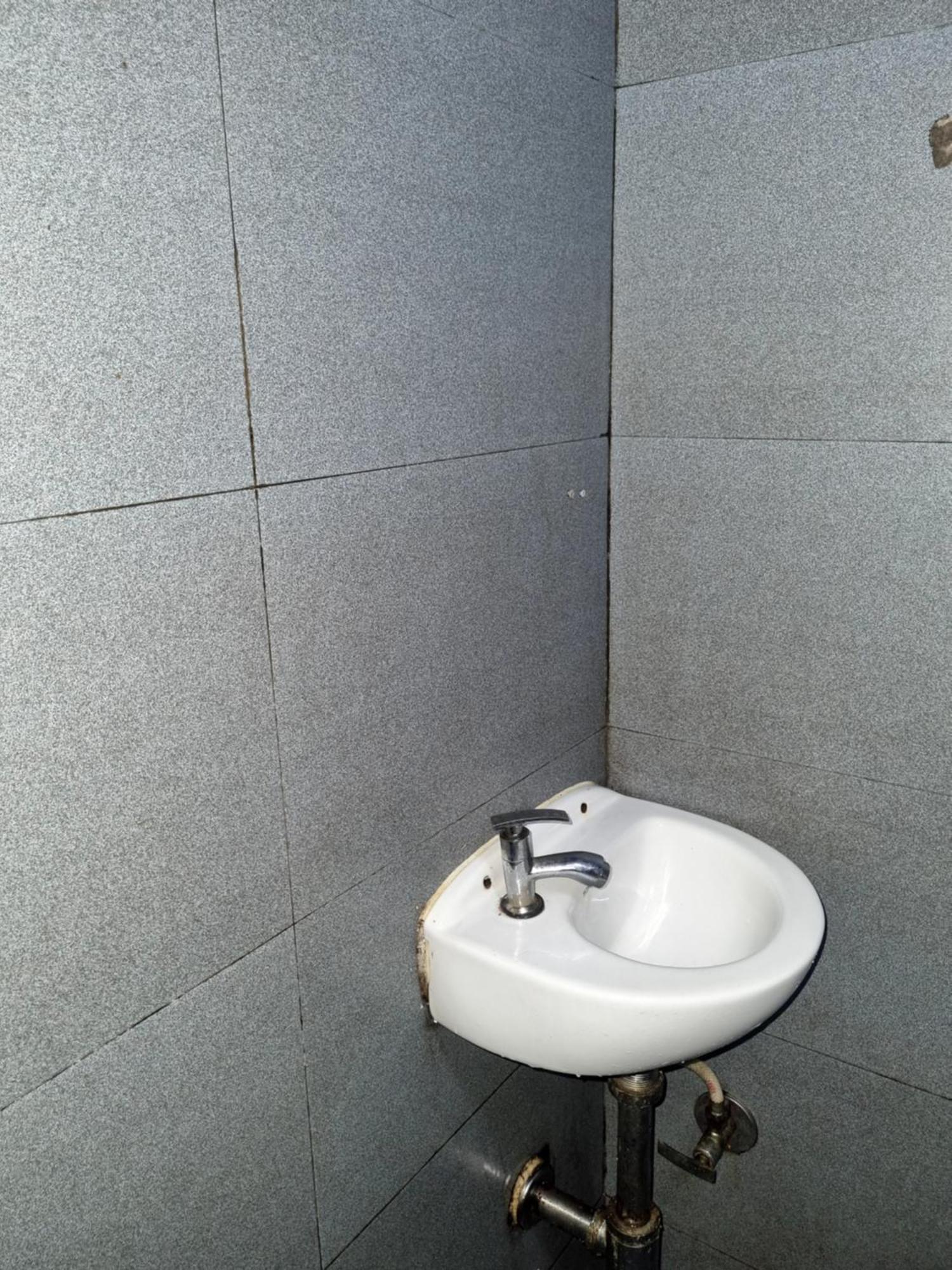 Unibed Dormitory Мумбаї Екстер'єр фото